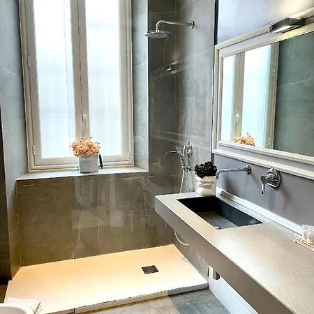 Athena Luxury فندق مبيت وإفطار