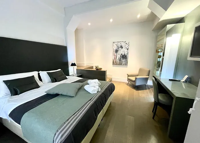 Bed & Breakfast Athena Luxury
