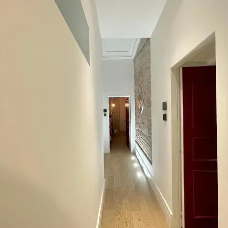 Xenia Luxury Отель